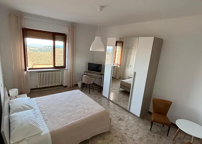 Bed & Breakfast Bb Da Primo La Vista Sul Borgo 3*